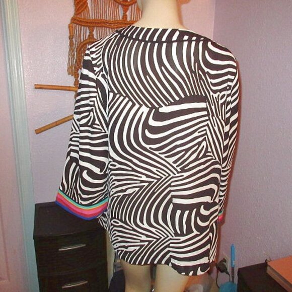 Trina Turk X INC Tunic Top Size XL Rainbow Cuff Zebra Chiffon Kimono Retro Pride - Picture 8 of 9